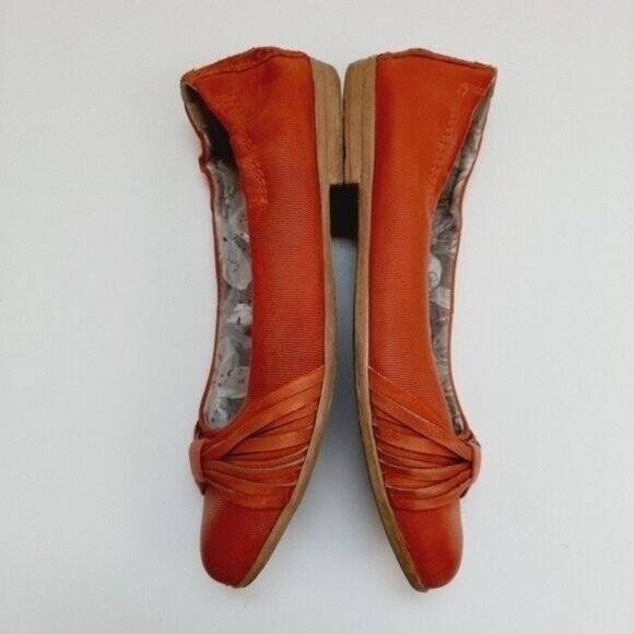MJUS Pointy Toe Ballet Flats Orange Abstract Bow Detail Sz US 7.5 / Eur 38 - Picture 11 of 13